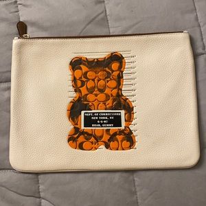 Coach Pouch